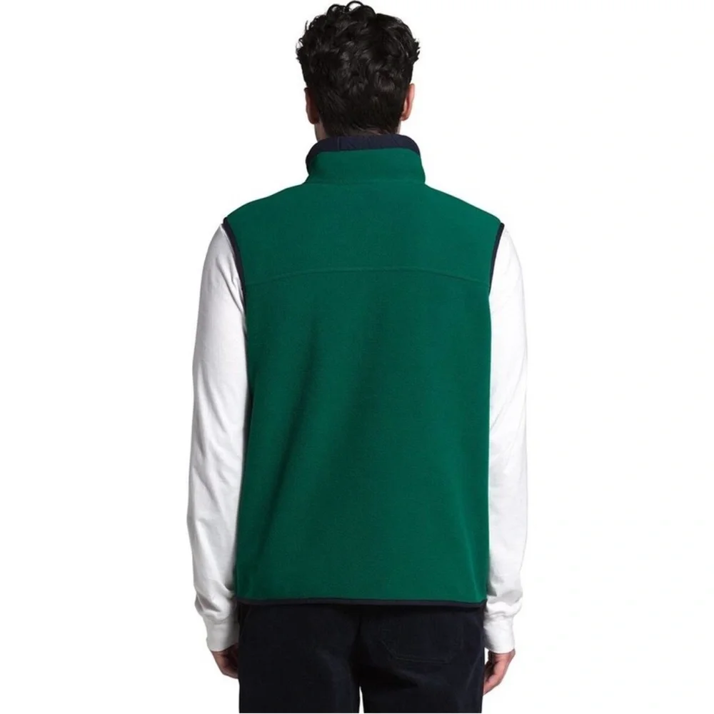 NWT The North Face Carbondale Vest Size Large Evergreen & Navy size XL